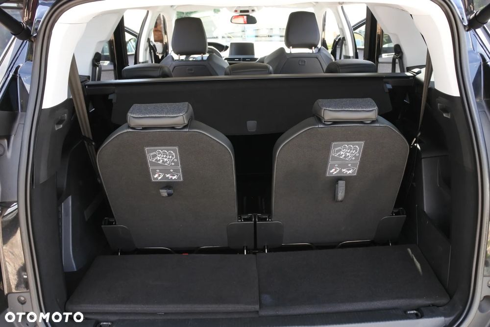 Peugeot 5008 PureTech 130 EAT8 Stop & Start Allure Pack - 12