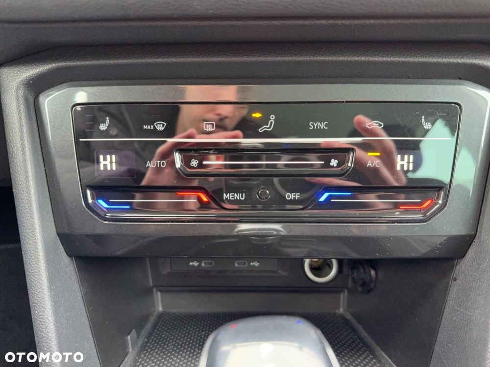 Volkswagen Tiguan - 26