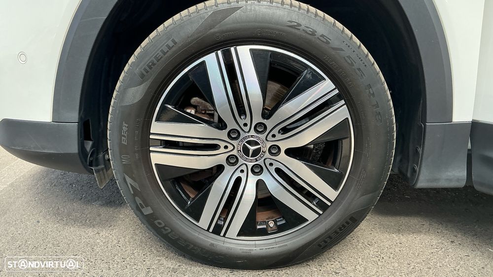 Mercedes-Benz EQB 300 4Matic Progressive - 14
