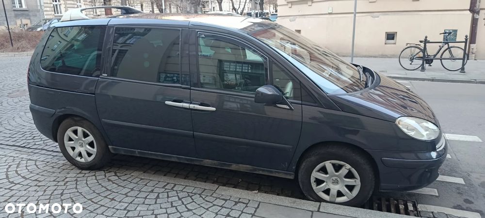 Peugeot 807 HDi 170 Bi-Turbo Premium - 4