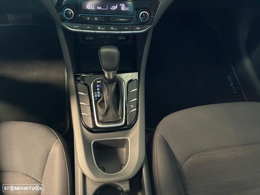 Hyundai Ioniq 1.6 GDI HEV - 29