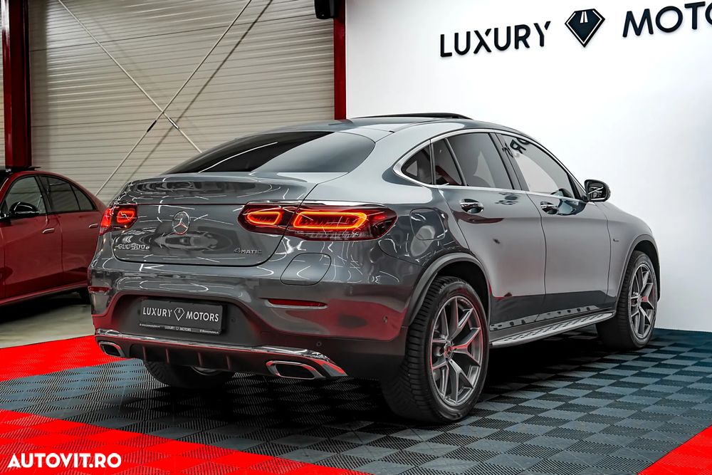Mercedes-Benz GLC Coupe 300 e 4Matic 9G-TRONIC AMG Line Plus - 11