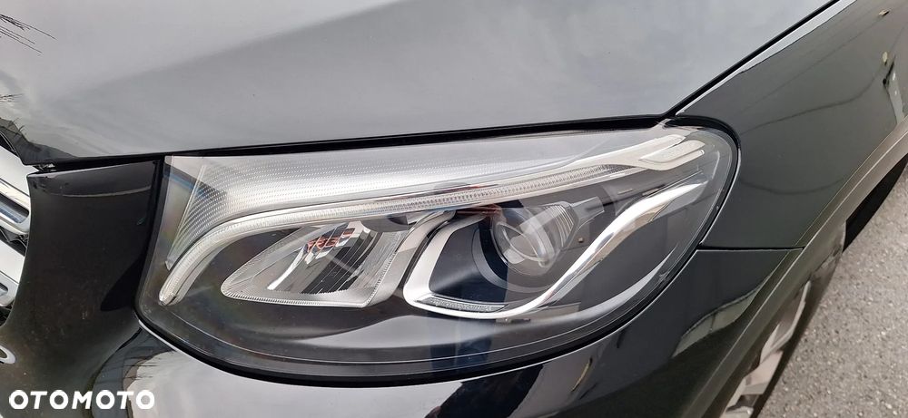 Mercedes-Benz GLC 250 4Matic 9G-TRONIC - 18