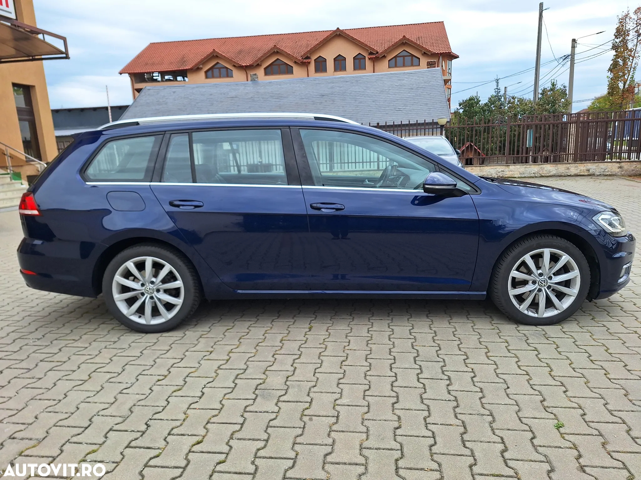 Volkswagen Golf - 4