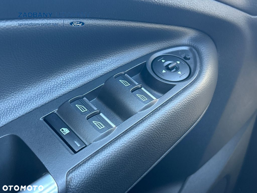 Ford Kuga 1.5 EcoBoost 2x4 Titanium - 19