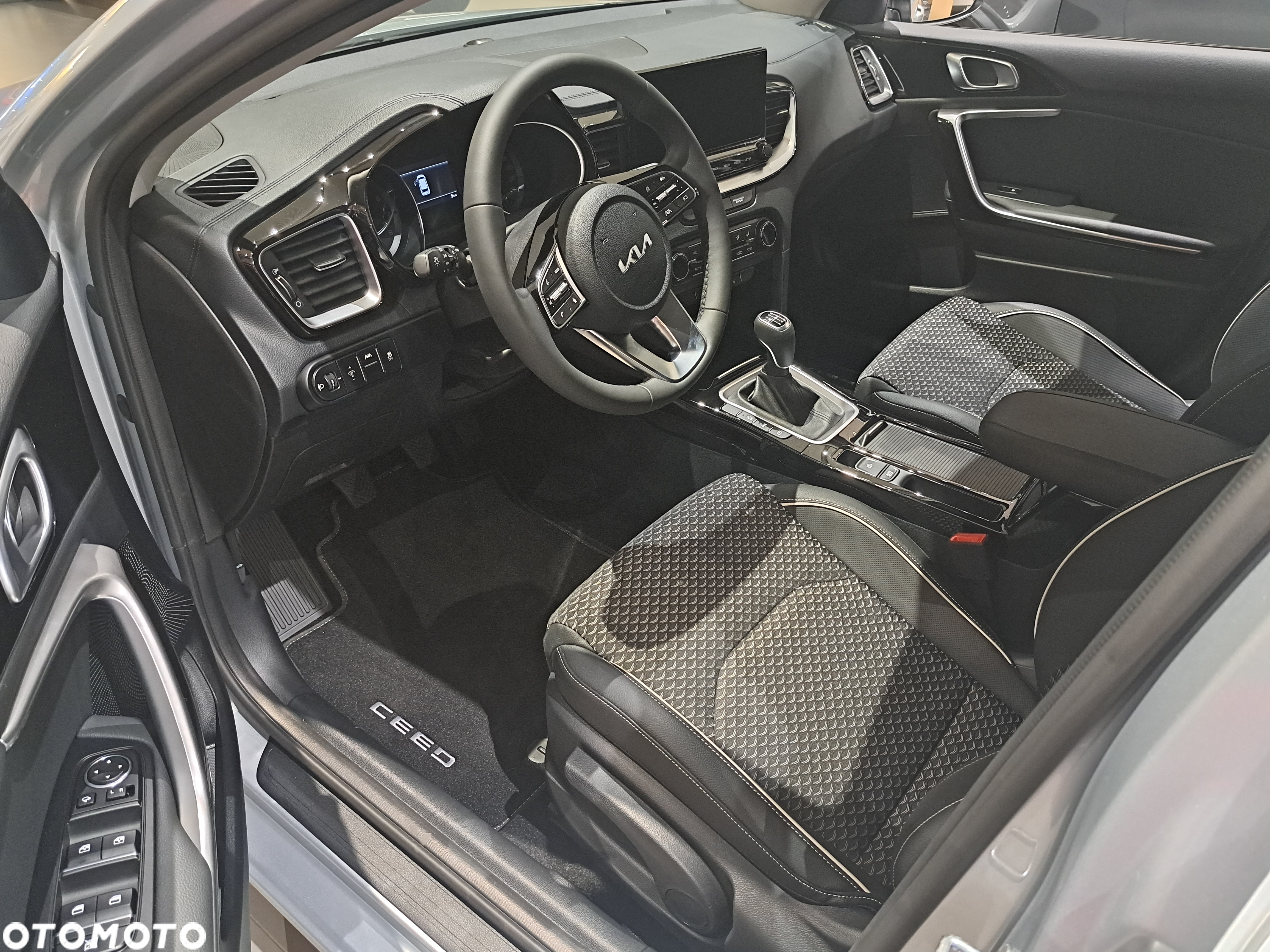 Kia Ceed 1.5 T-GDI Tribute - 7