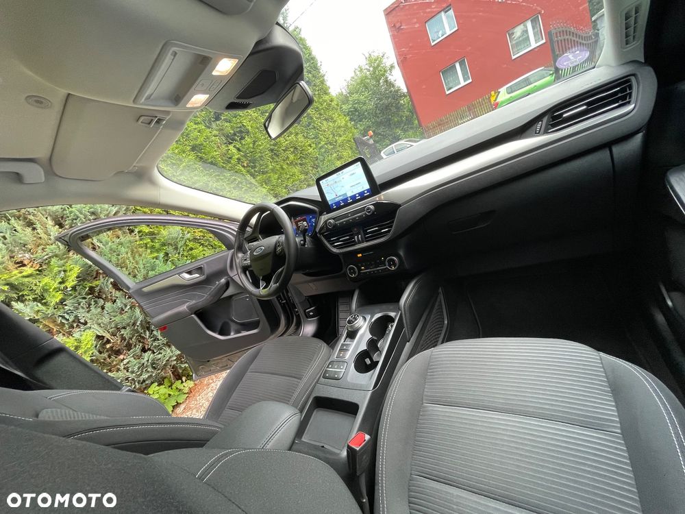 Ford Kuga - 30