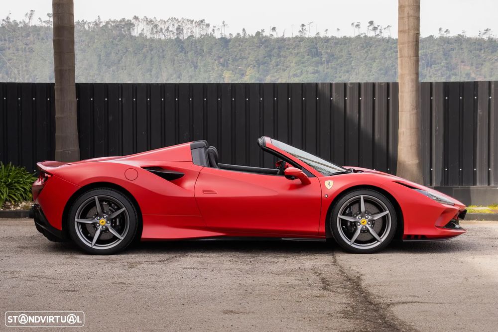 Ferrari F8 Tributo Standard - 11
