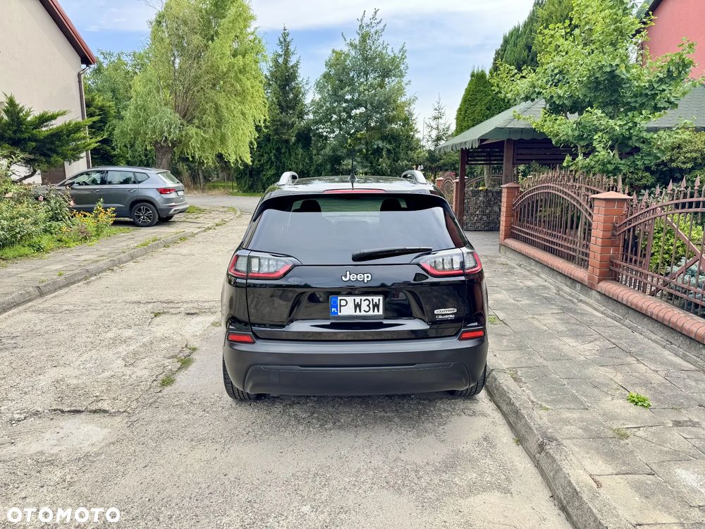 Jeep Cherokee - 7