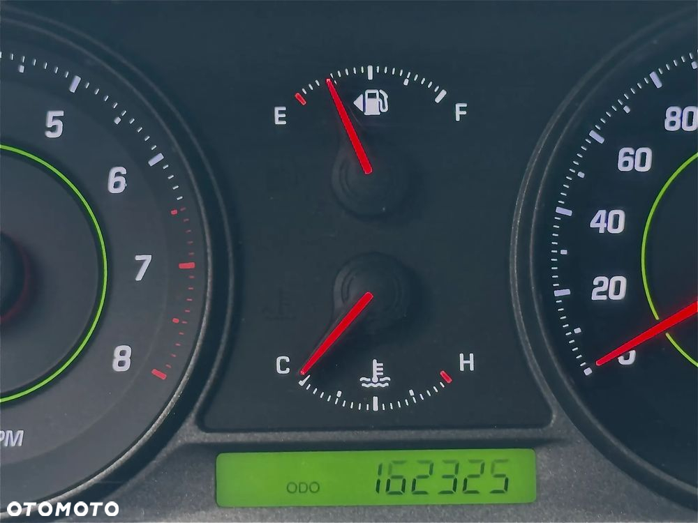 Chevrolet Captiva 2.4 2WD 7 Sitzer LS - 17