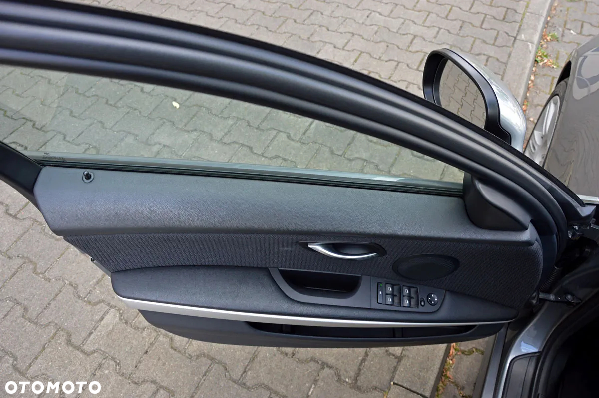 BMW Seria 3 - 11