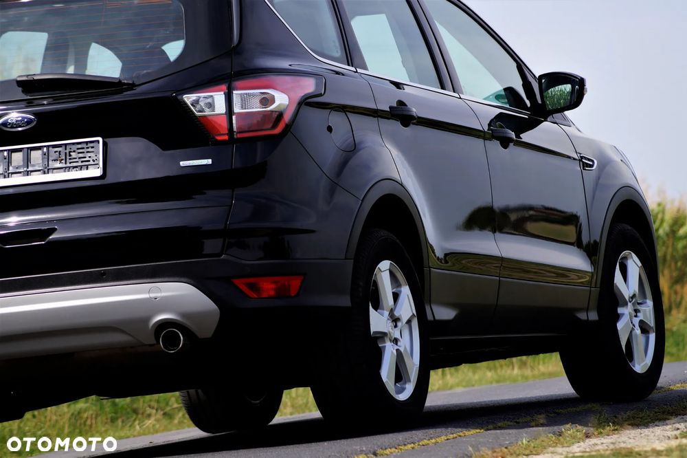 Ford Kuga - 10