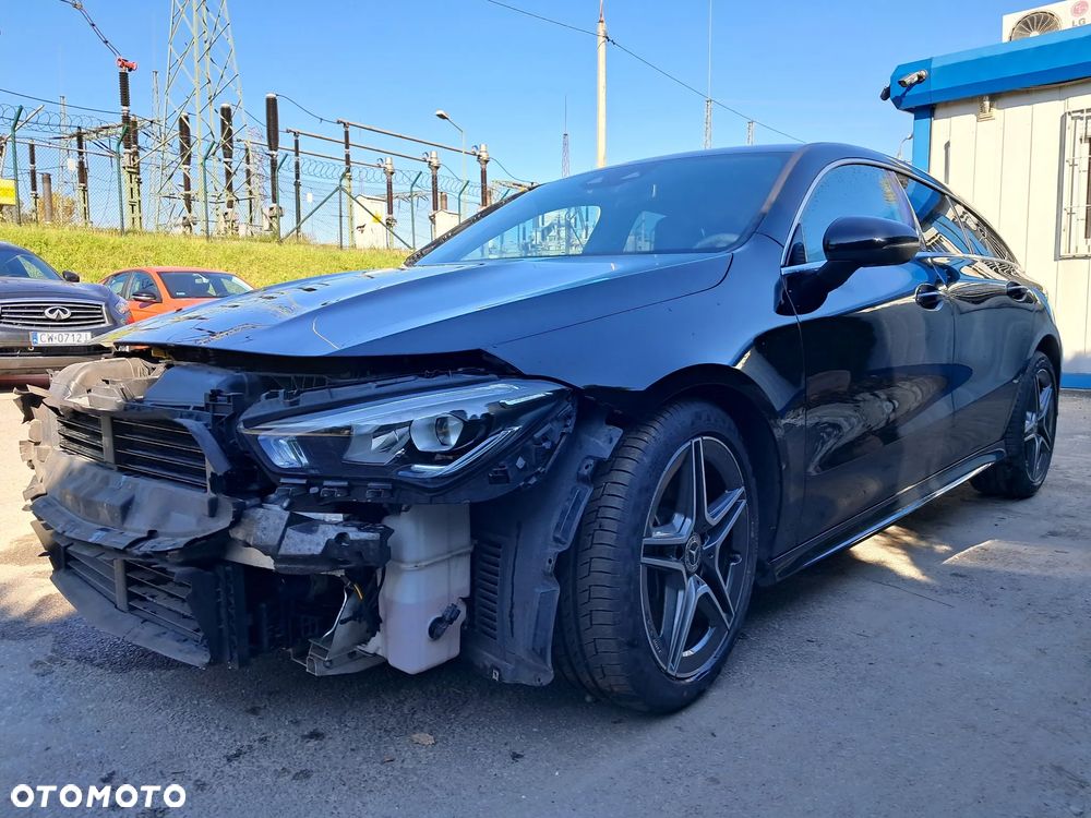 Mercedes-Benz CLA 220 7G-DCT AMG Line - 19
