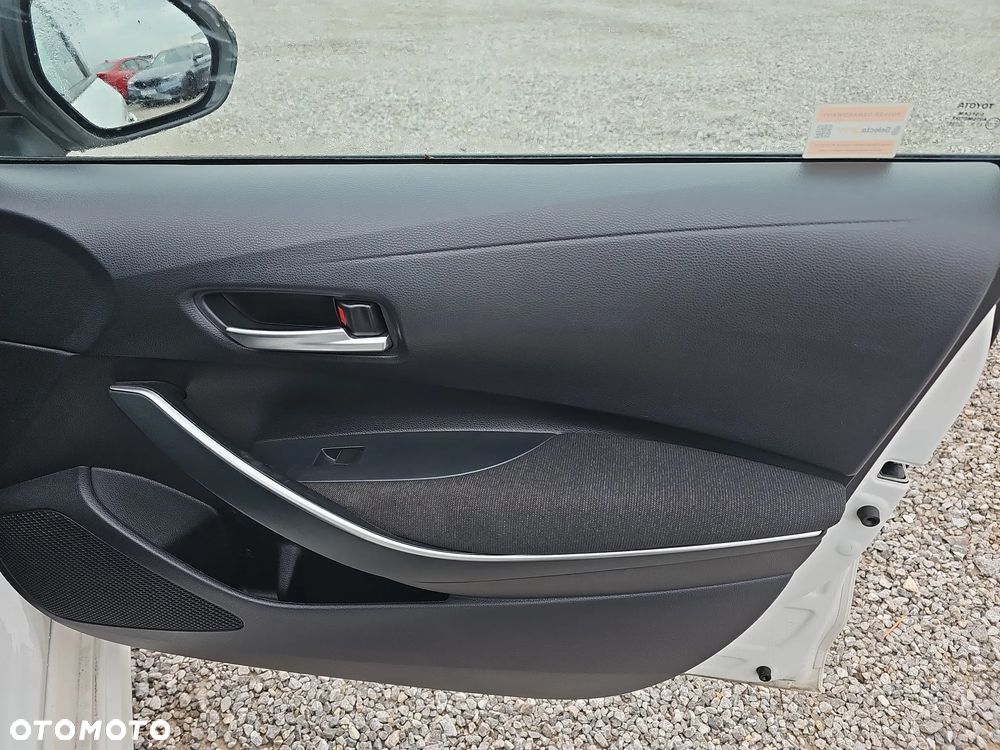 Toyota Corolla 1.8 Hybrid Comfort - 21