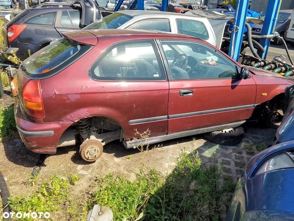 Honda Civic VI (95-99r.) 1.4 B 90KM. Silnik D14A4 / D14Z2 / D14Z4 Skrzynia lakier. Cały na części. GWARANCJA !!!  Przód Tył Zestaw Komplet Drzwi Klapa Zderzak Błotnik Maska Grill Atrapa Szyba Pas Lampa Lusterko Boczki Fotel Kanapa Kokpit Deska Rozdzielcza Przełącznik Włącznik Sterownik Przewody Wiązka Instalacja Moduł Komputer Czujnik Listwa Pompa Alternator Wtryski Głowica Rozrusznik Kompresor Sprzęgło Dwumas Silnik Skrzynia ABS Klimatyzacji Paliwa Wspomagania Kolektor Turbina Przepustnica Zawór Chłodnica Koło Hak Belka Sanki Zawieszenie Mcpherson Półoś Amortyzator Wydech Tłumik Zacisk Most - 3