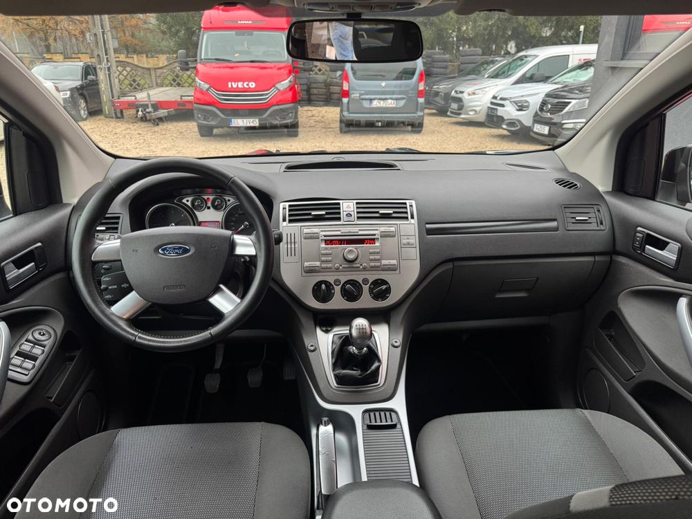 Ford Kuga 2.0 TDCi 2x4 Champions Edition - 6