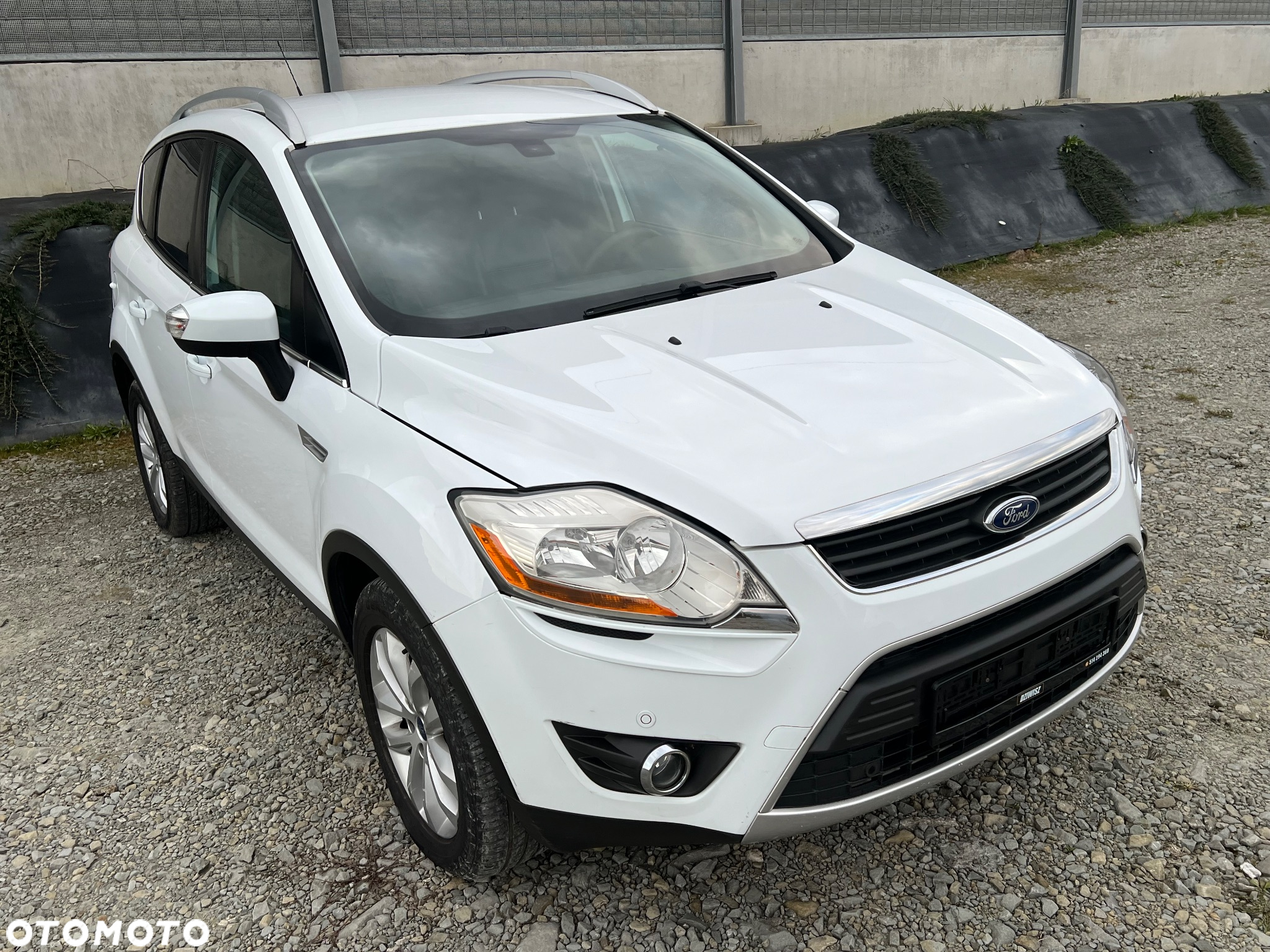 Ford Kuga 2.0 TDCi 4x4 Titanium - 3