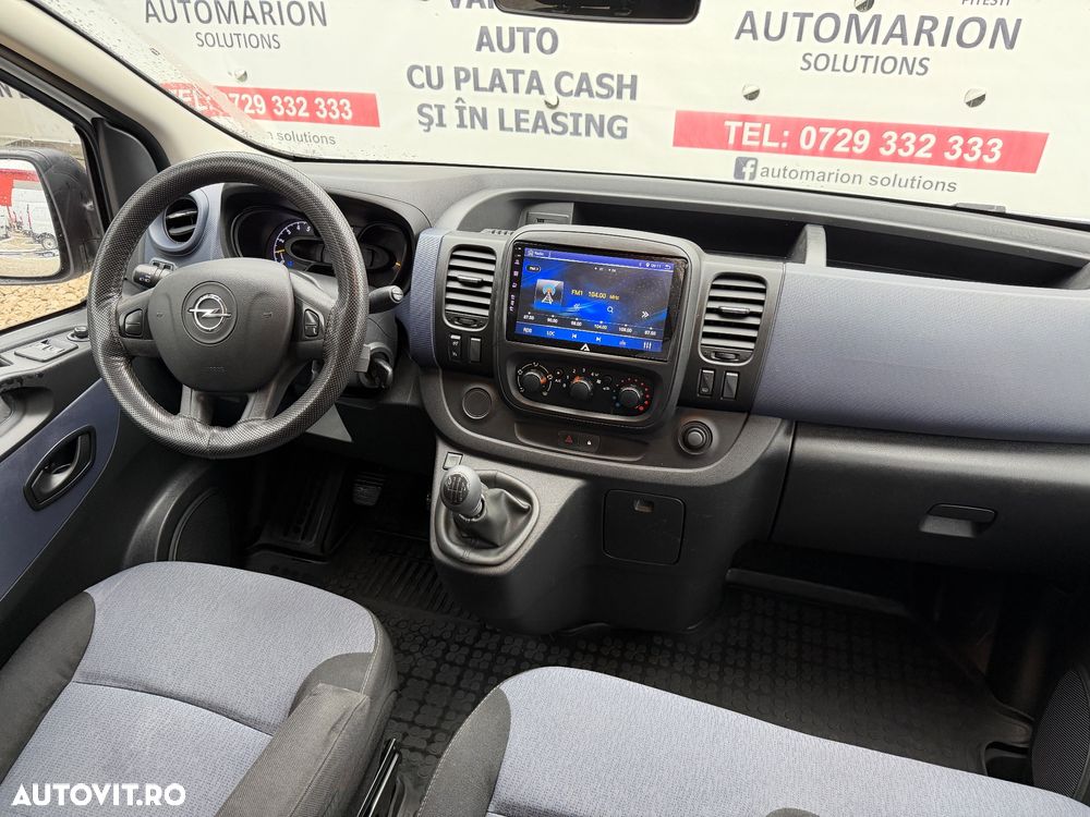 Opel Vivaro - 11