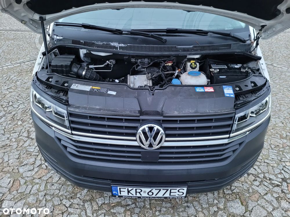 Volkswagen Transporter T6.1 - 17