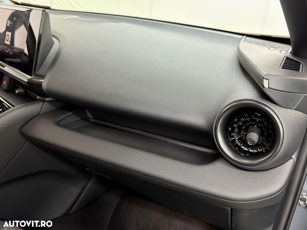 Toyota C-HR 1.8 HEV 140 CP 4x2 CVT Dynamic - 17