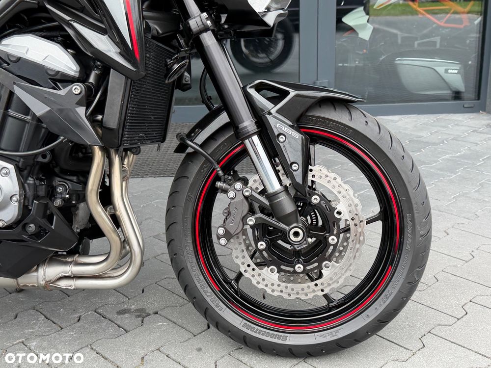 Kawasaki Z 900 - 8