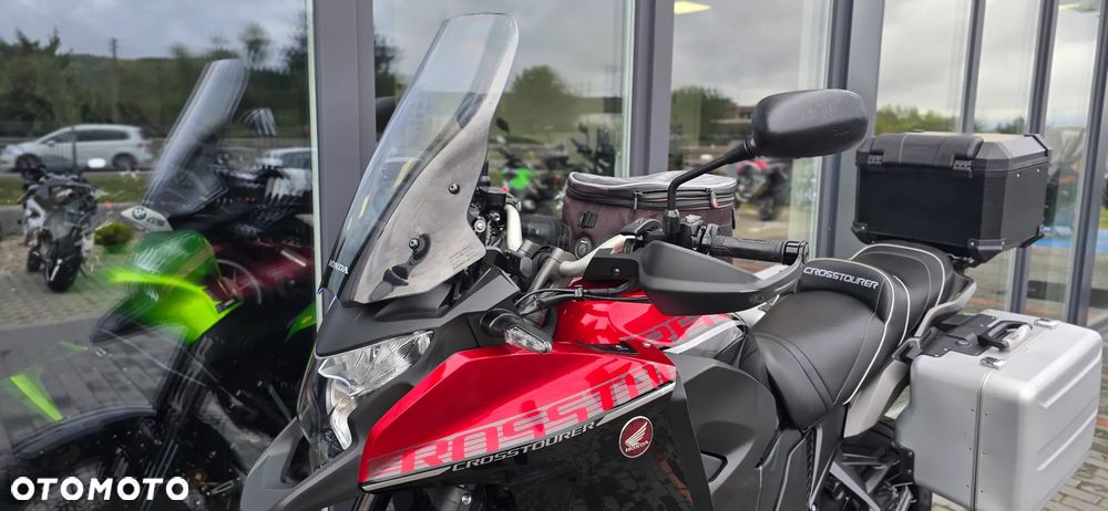 Honda VFR - 36