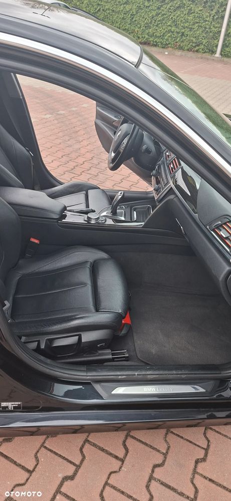 BMW Seria 3 320d xDrive Luxury Line - 16