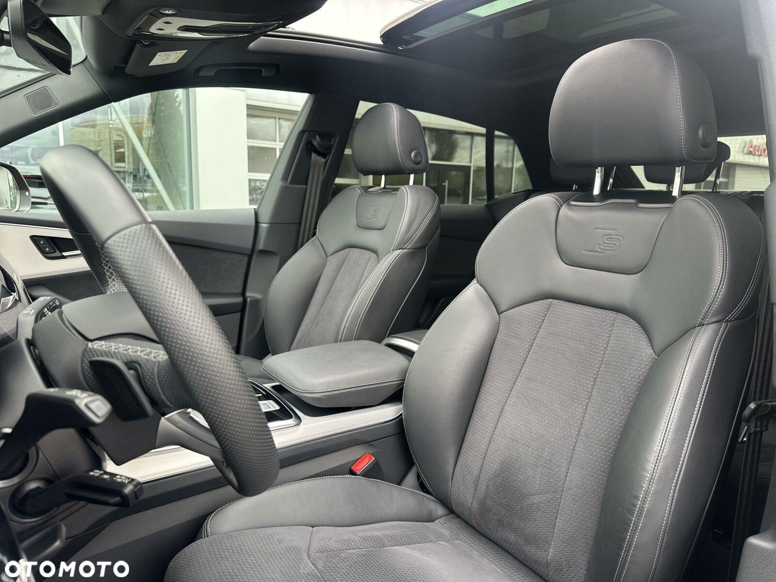 Audi Q8 - 11