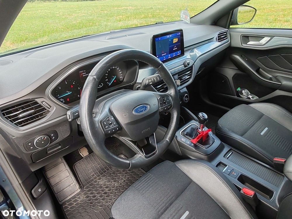 Ford Focus 2.0 EcoBlue Active Business - 22