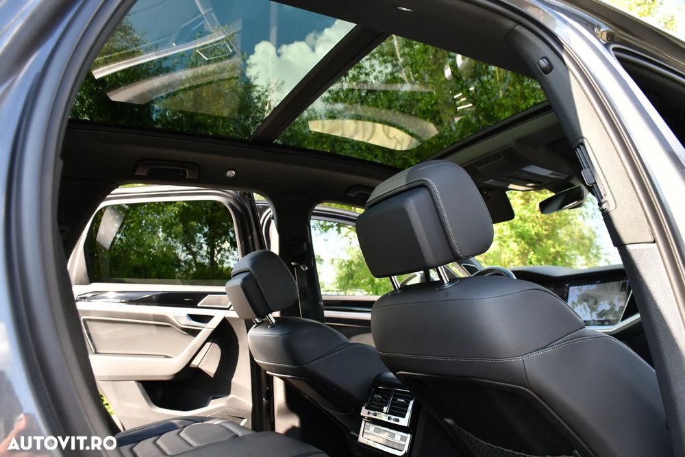 Volkswagen Touareg V6 TDI SCR 4Motion Aut. R-Line FINAL EDITION - 31
