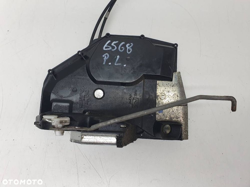 ZAMEK PRZÓD LEWY SUZUKI SWIFT III 8 PIN EUROPA 2005 - 2
