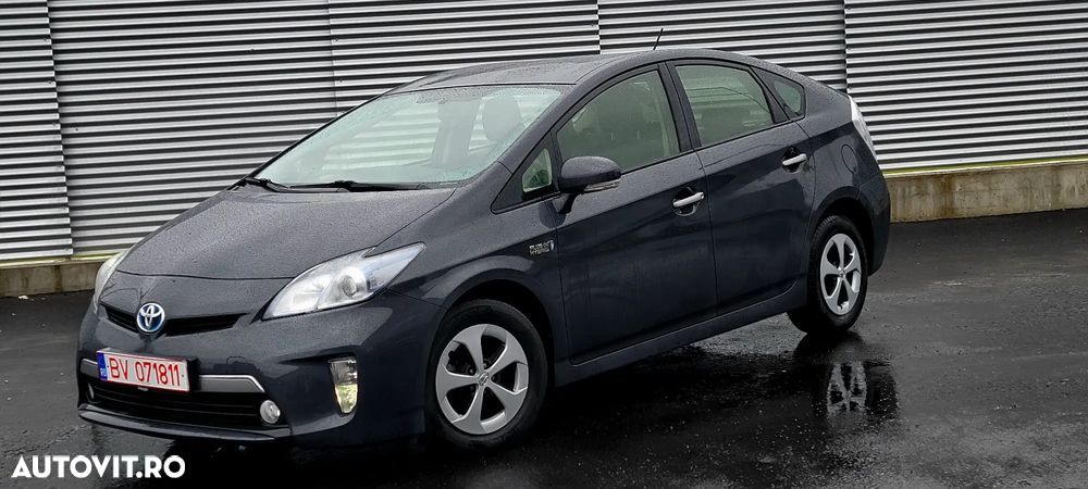 Toyota Prius Plug-in (Hybrid) Comfort - 1