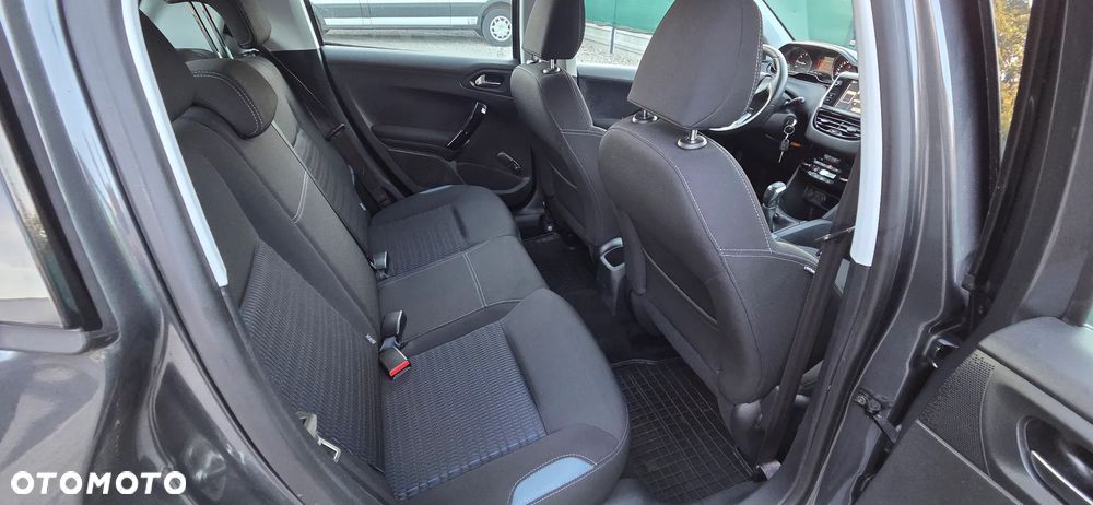 Peugeot 208 1.2 VTi Active - 19