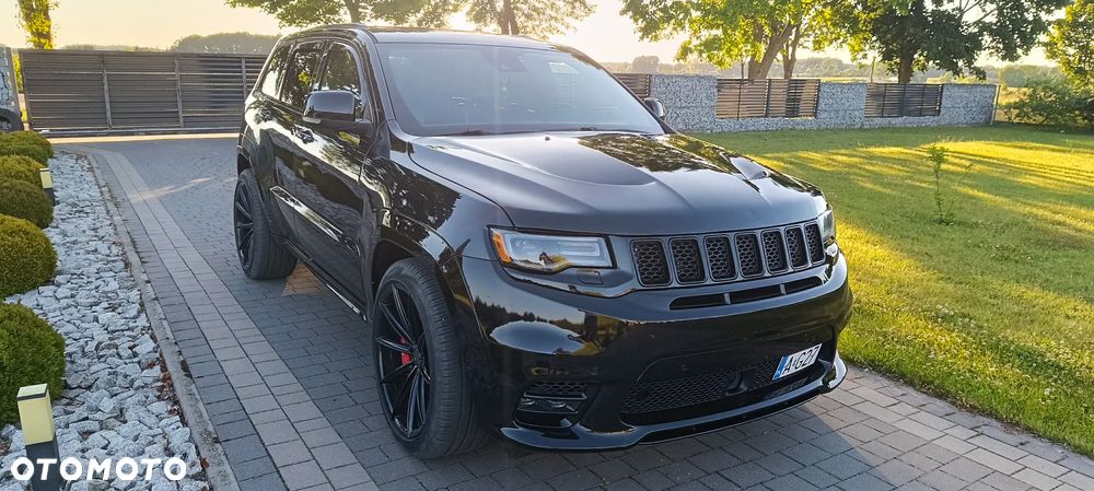 Jeep Grand Cherokee SRT - 1