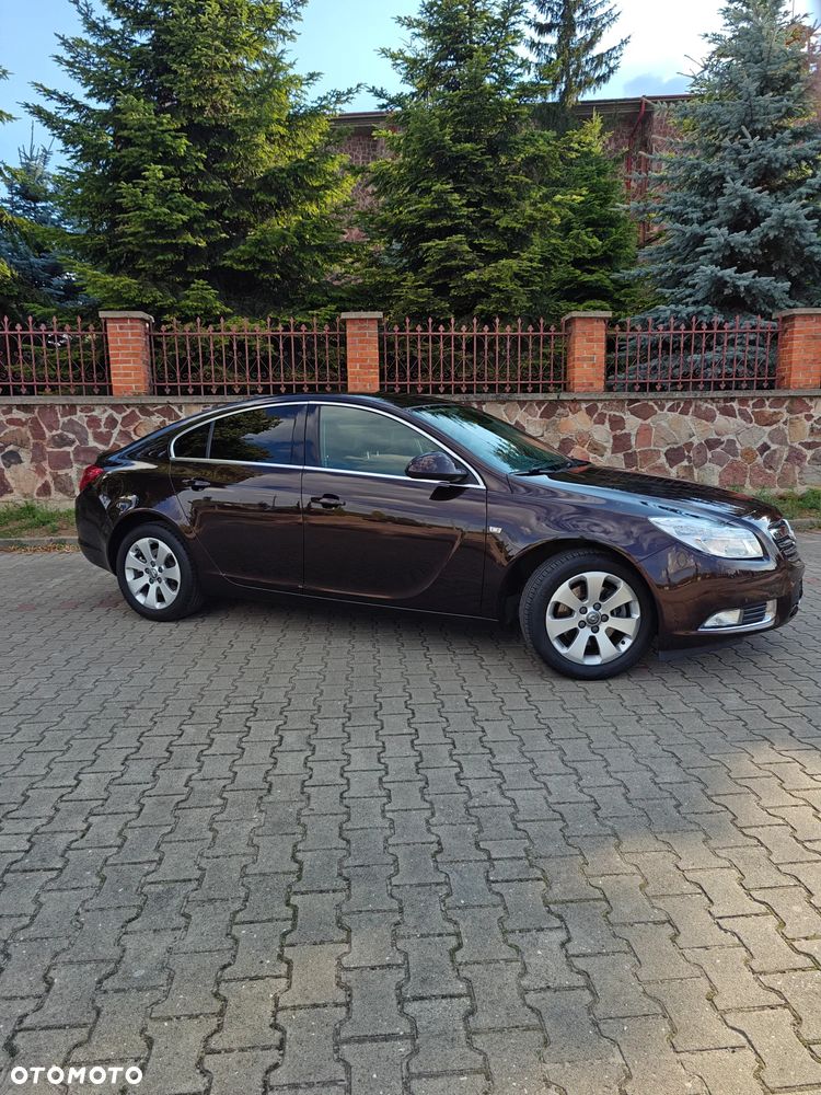 Opel Insignia 1.6 Turbo - 11