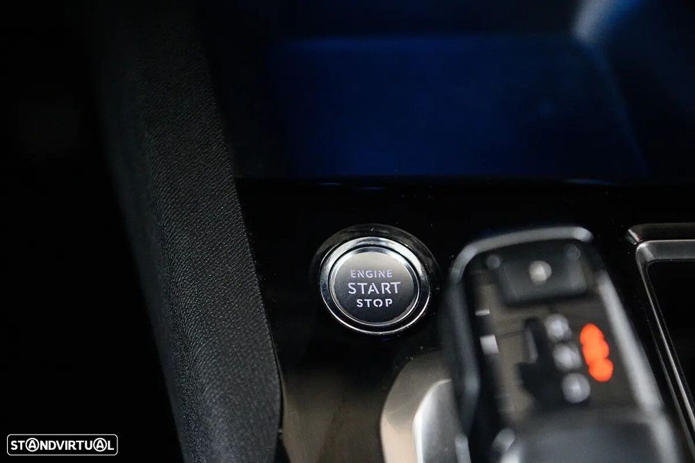 Peugeot 5008 1.5 BlueHDi Allure EAT8 - 59