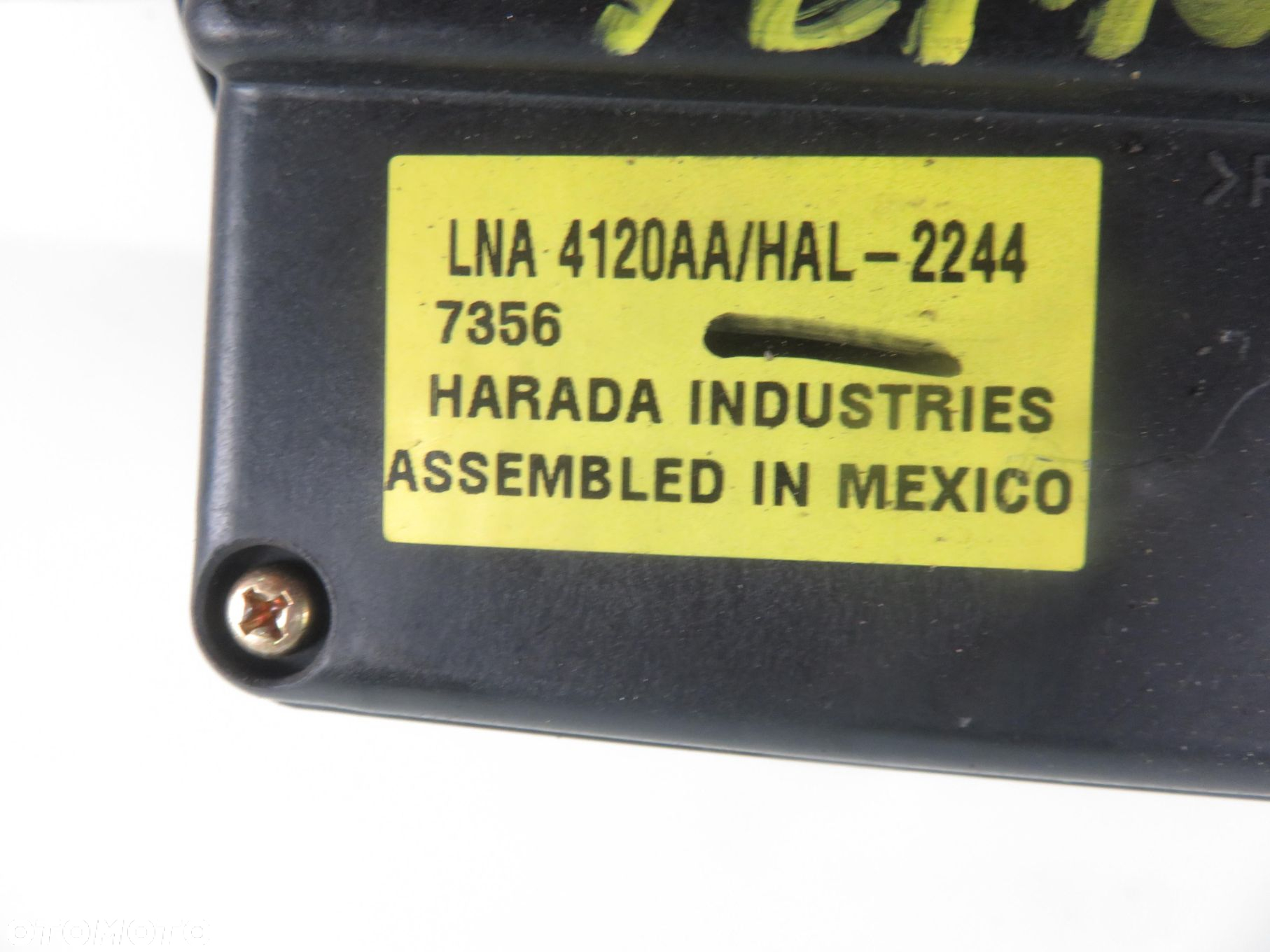 ANTENA JAGUAR XJ (X308) LNA4120AA - 3