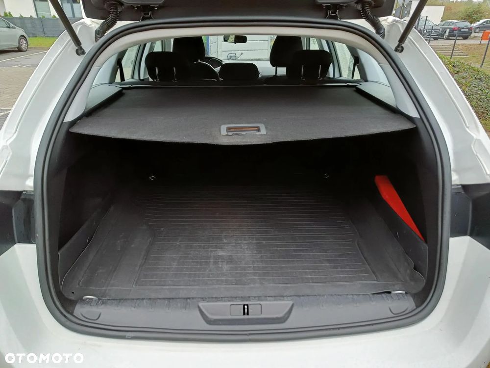 Peugeot 308 1.6 BlueHDi Business Line S&S - 12