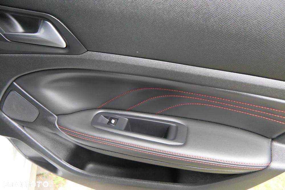 Peugeot 308 BlueHDi 150 Stop & Start GT-Line Edition - 32