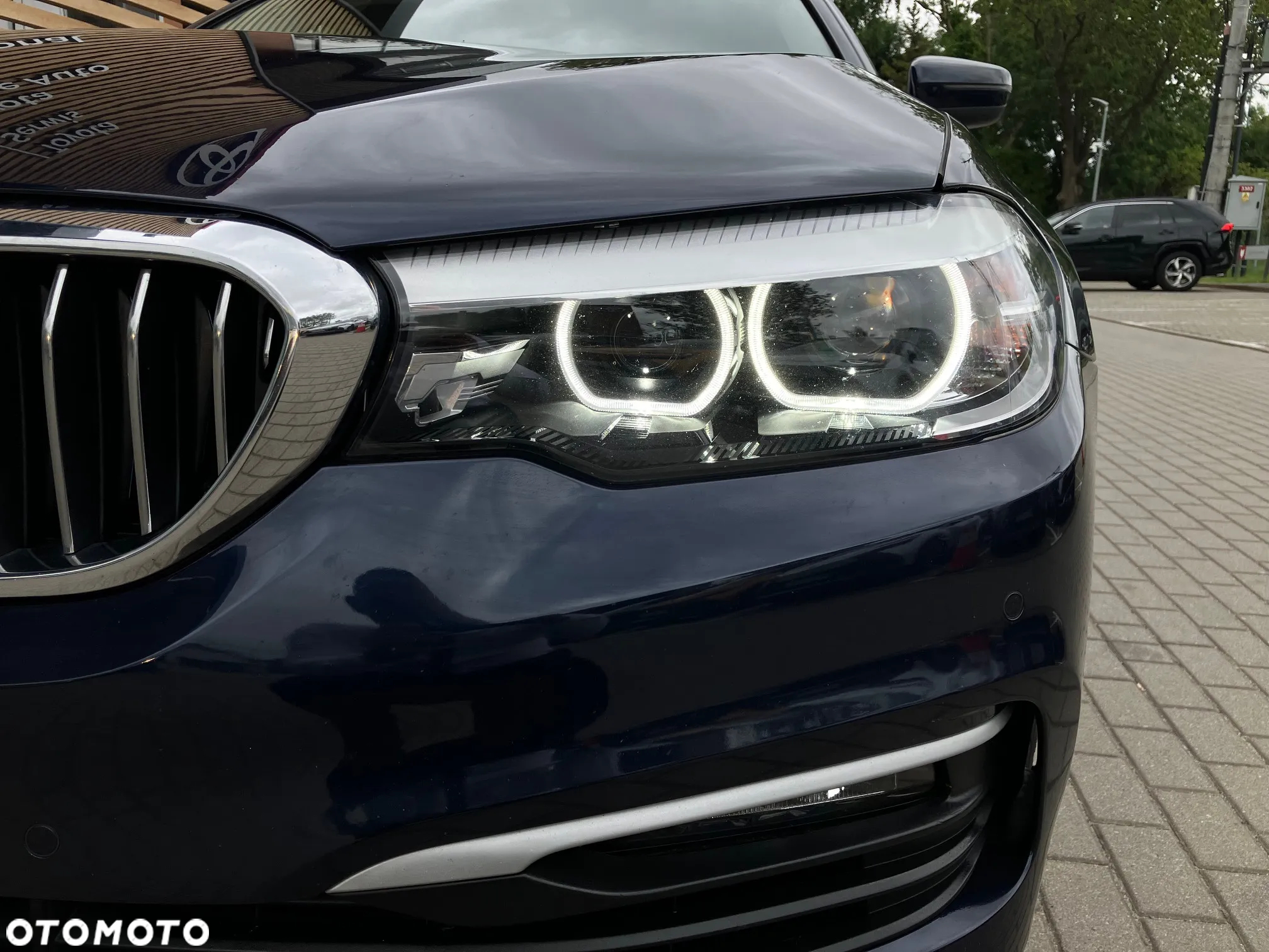 BMW Seria 5 520d xDrive Touring - 17