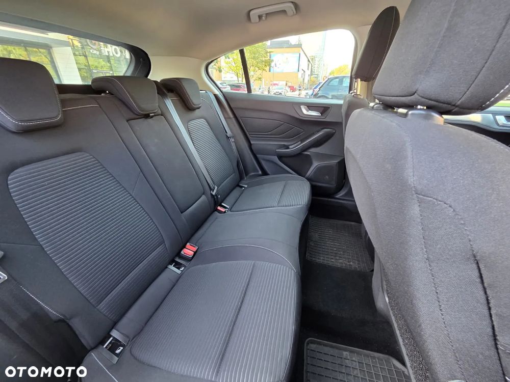 Ford Focus 1.5 TDCi Titanium PowerShift - 20