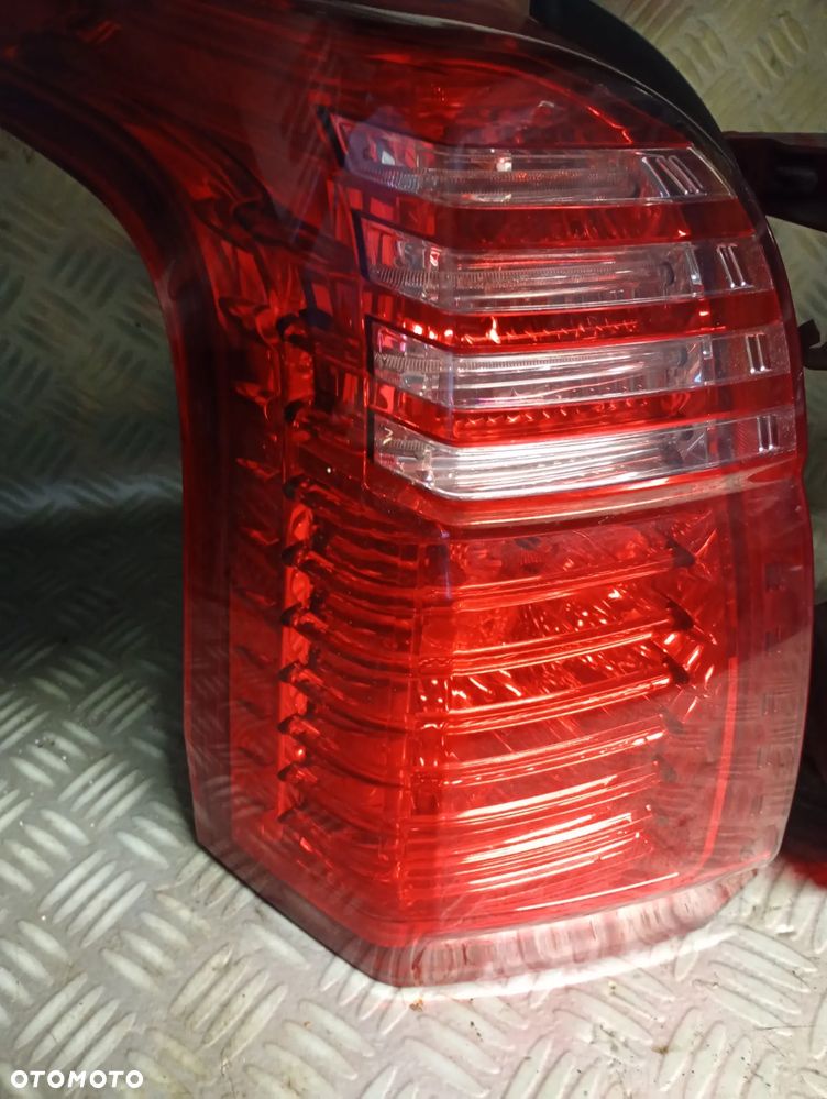 PEUGEOT 5008 I LAMPA TYŁ LEWA PRAWA ORG - 2