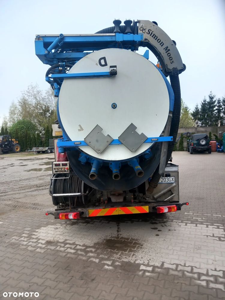 Mercedes-Benz Arocs - 5