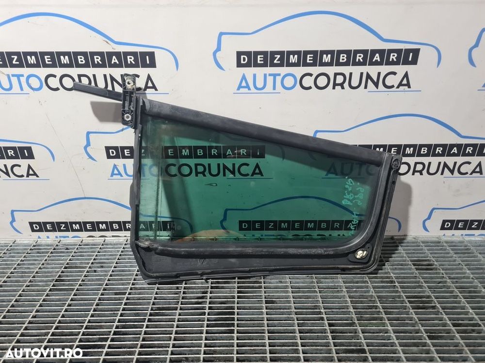 Geam fix usa dreapta spate Volkswagen Tiguan 5N 2007 - 2011 SUV 4 Usi (989) - 2