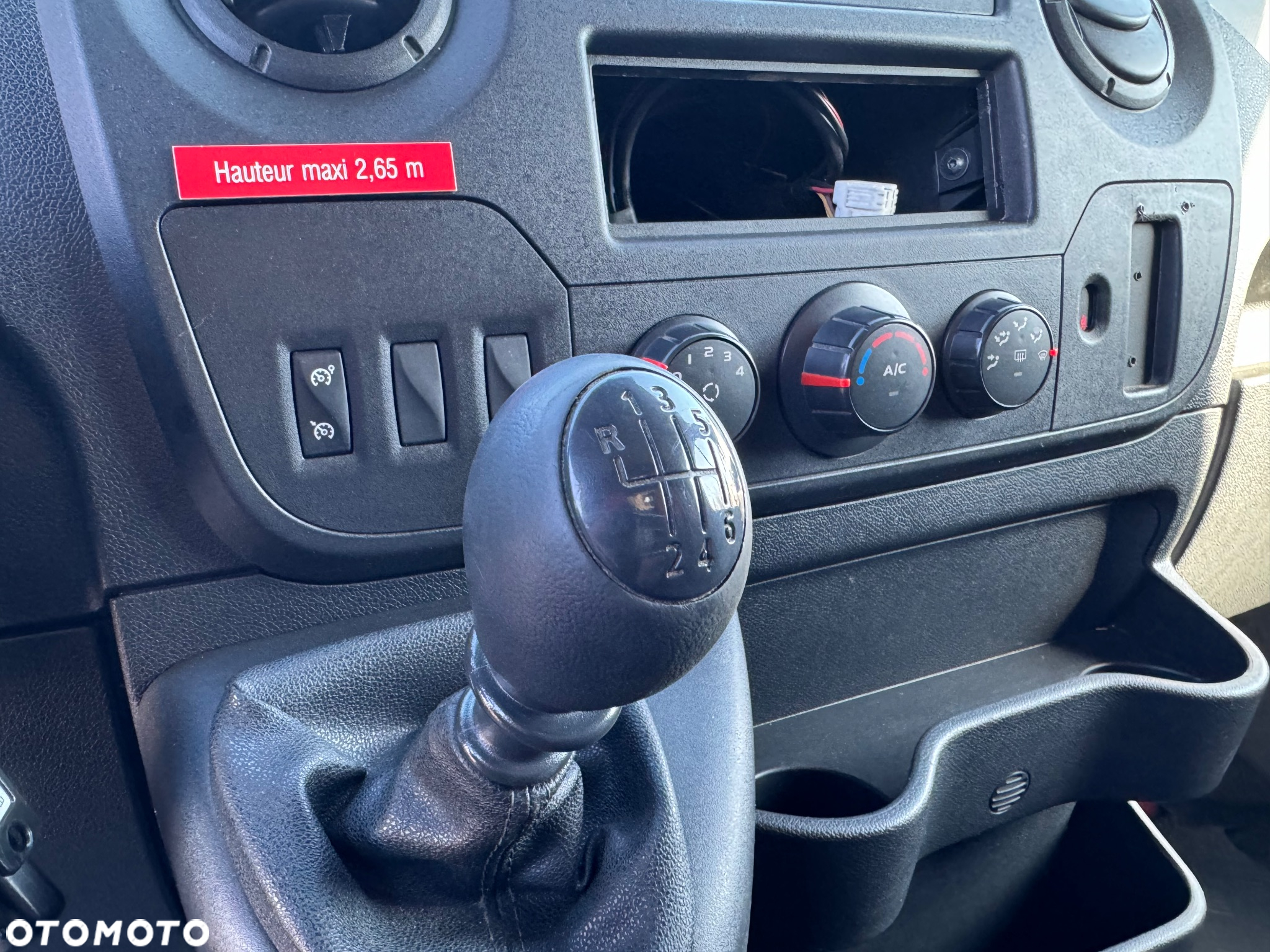 Renault Master 2016r. L3H2 Webasto 2xKLIMA 2xDrzwi Przesuwne Przetwornica 230V - 28