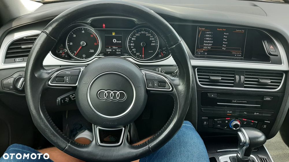 Audi A4 Avant 2.0 TDI DPF clean diesel multitronic Ambiente - 11
