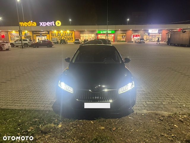 Skoda Superb 2.0 TDI SCR 4x4 L&K DSG - 6
