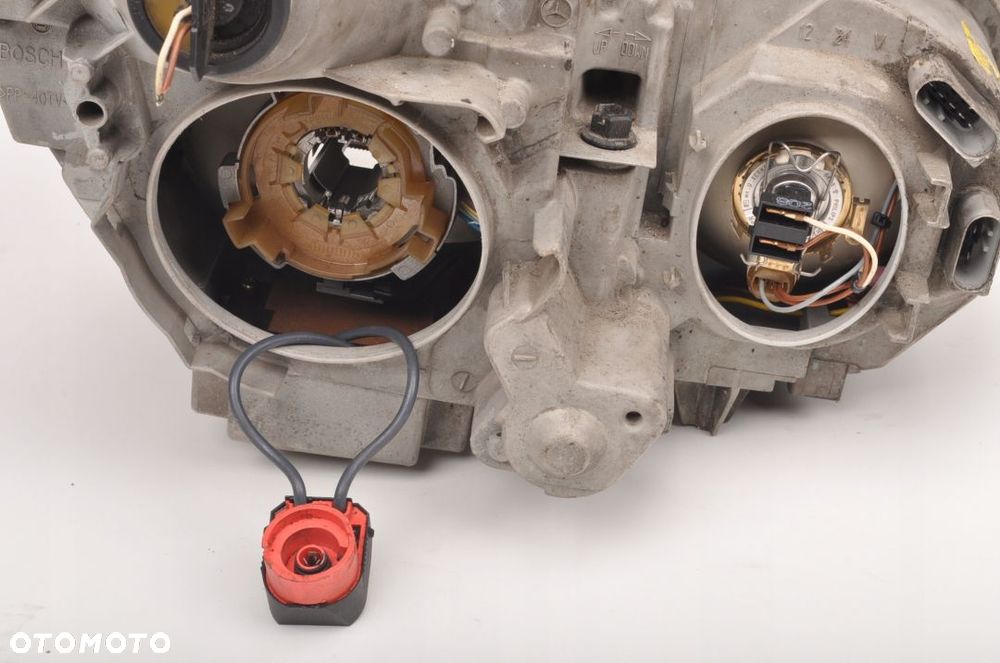 MERCEDES W203 LAMPA LEWA PRZEDNIA XENON EU - 2