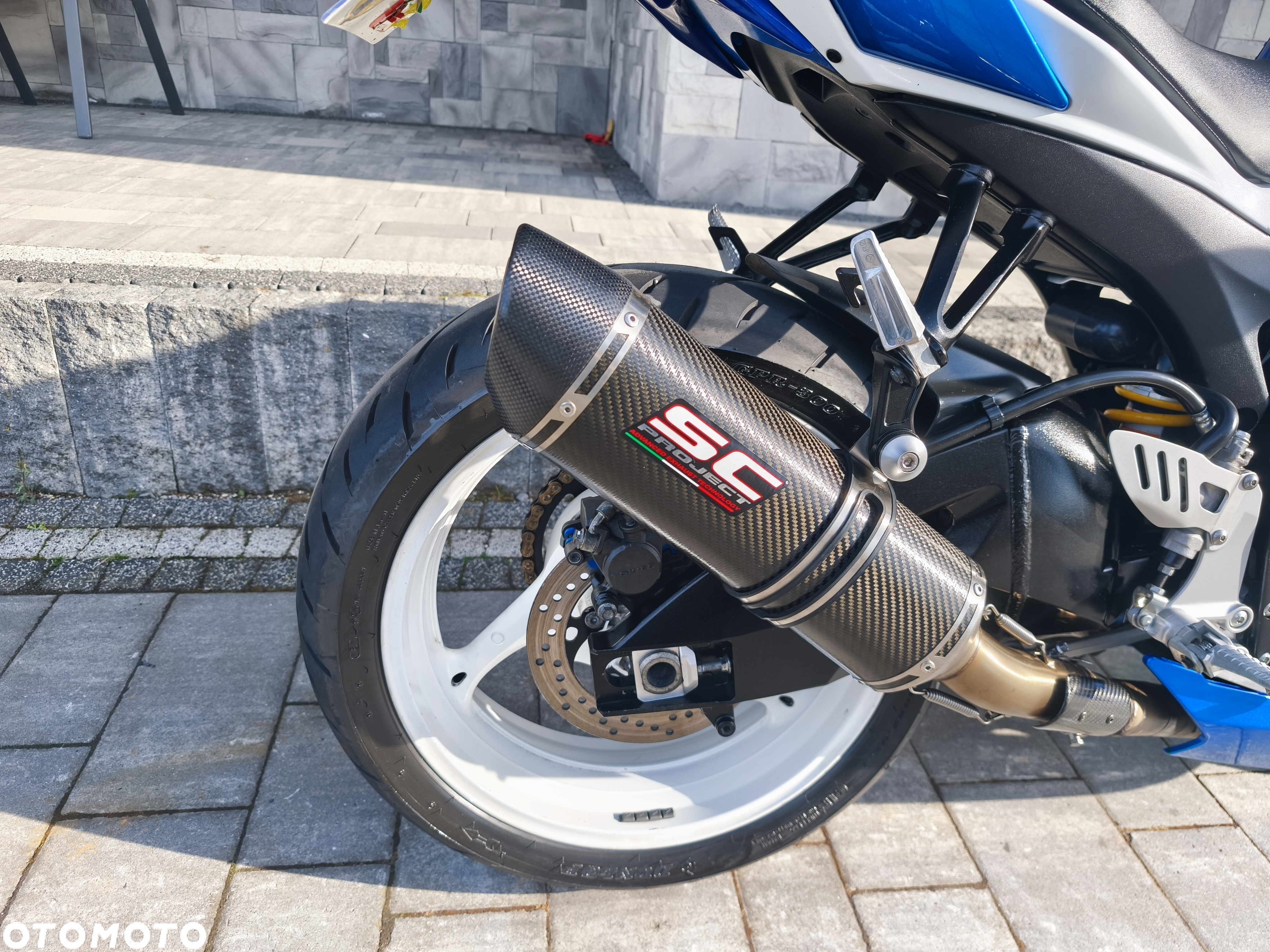 Suzuki GSX-R - 7