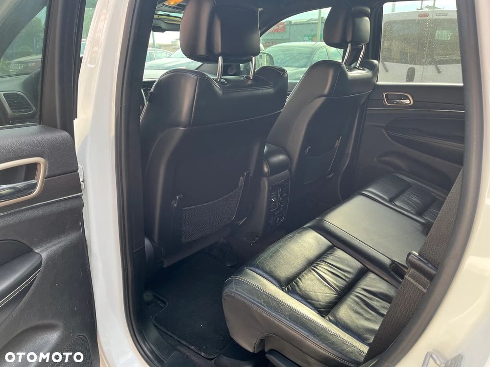 Jeep Grand Cherokee - 20